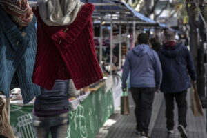 feria día del padre-plaza pringles-apurainfo