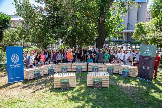 voluntarios-composteras-rosario-apurainfo