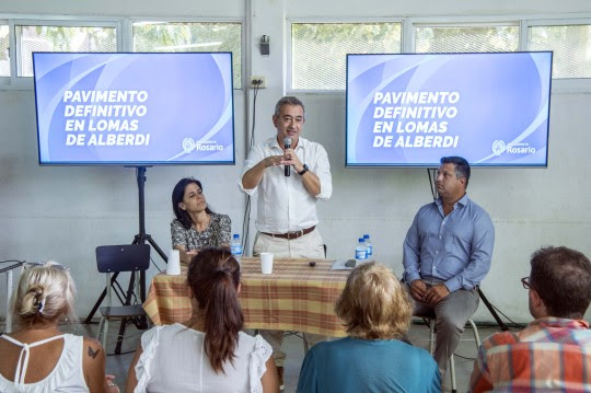 PAVIMENTO DEFINITIVO-BARRIO LOMAS DE ALBERDI-PABLO JAVKIN-CAROLINA LABAYRU-APURAINFO