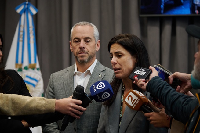 proponen bajar tasas a taxis-remises-rosario-carolina labayru-apurainfo