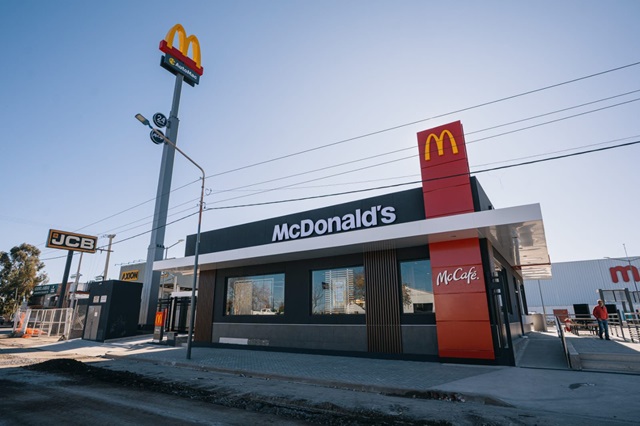 Nuevo local Mc en Neuquén 1