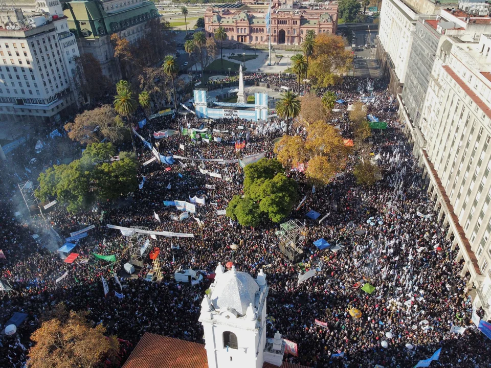 plaza de mayo-apoyo a cfk-apurainfo