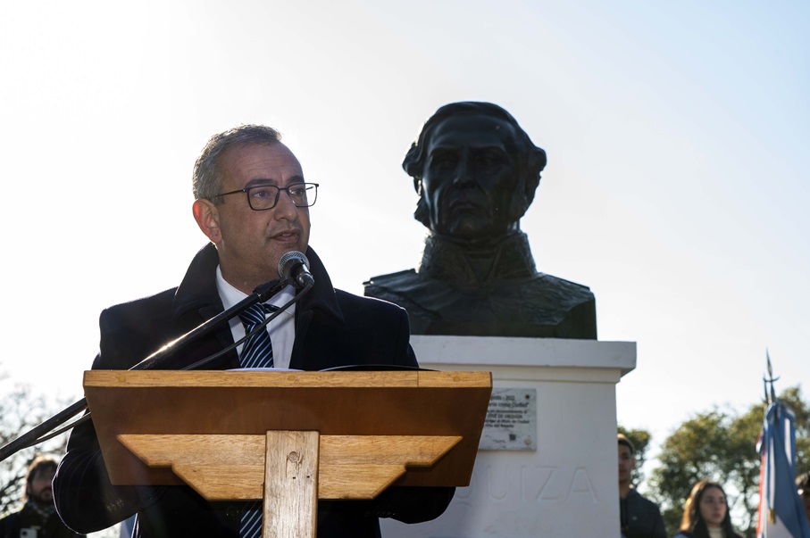 javkin-aniversario-ciudad de rosario-tricentenario-apurainfo