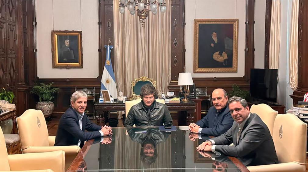 1010x567_ministro-528410-100328