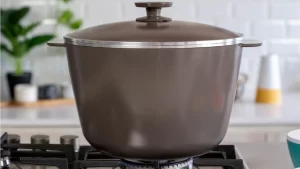 essen-crisis-despidos-importaciones-apurainfo