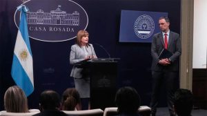 1010x567_patricia-bullrich-manuel-adorni-536418-182004