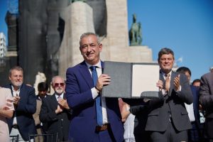 pablo javkin-promulgación autonomía municipal-apurainfo