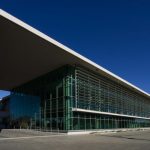 Quiso robar un fernet de un super chino y terminó internado de gravedad