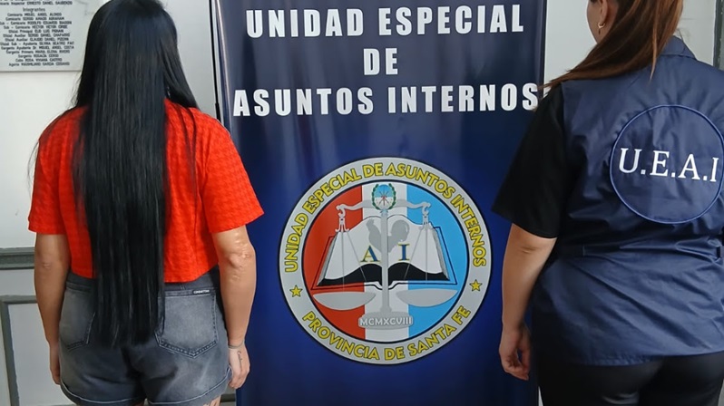 Se entregó una mujer investigada por el autoatentado denunciado por Norma Acosta-apurainfo