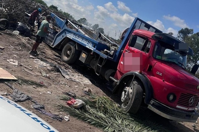 camión volquetero-remitido al corralón-rosario-arrojo de basura en espacio público-apuarainfo