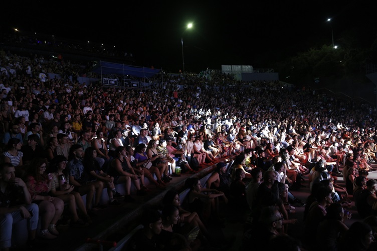 festrival faro primera noche-viernes 30-apurainfo