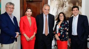 1010x567_senadores-544076-140043