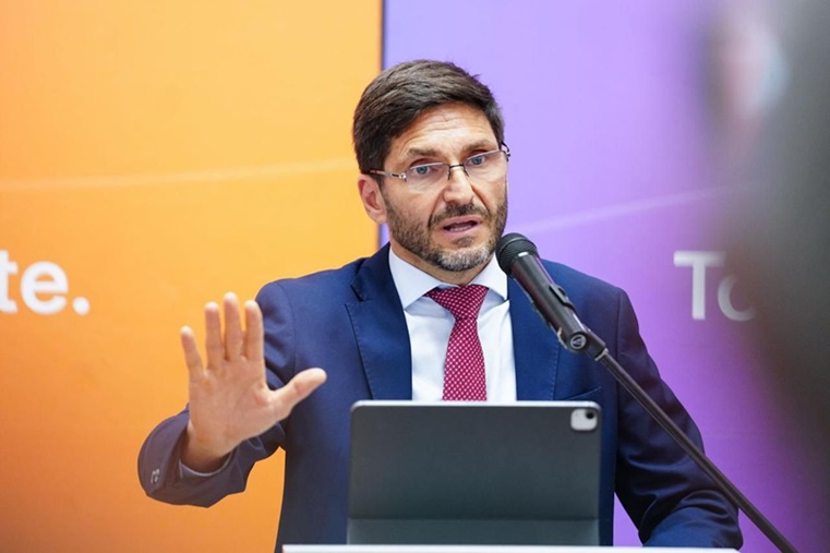 pullaro-anuncio aumento policías-apurainfo