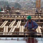 El PBI aumentó 2,1% en el último trimestre y la economía acumuló un crecimiento del 4,4% en 2025