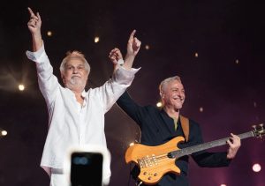 5adbad2b-9fb9-443d-9af2-efc2f4b843d7