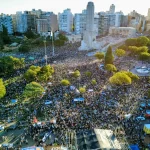 Miles de personas marcharon en Rosario a 50 años del golpe
