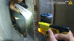 pistalo taser-caso de violencia de género-apurainfo