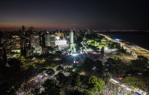 show-fito páez-momumento-15 de marzo-apurainfo