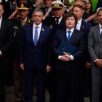 Milei encabezó el acto central por Malvinas y le dio un fuerte gesto de respaldo a Adorni