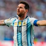 Con un Messi mágico, Argentina goleó a Argelia y festejó en su debut mundialista