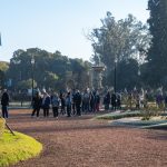Esa furia loca: cientos de rosarinos fueron al Parque de la Independencia por su esquejes de rosas