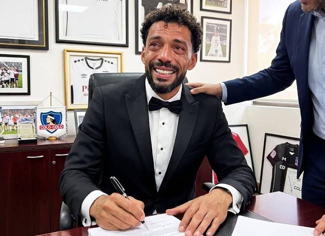 vozinha-colo colo-firma contrato-mundial-apurainfo