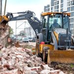 Demuelen el muro del ex Batallón 121 para integrar la Villa Olímpica con barrio Las Heras