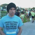 Nahuel Gallo corrió la Media Maratón de Buenos Aires para pedir por los presos políticos en Venezuela