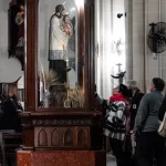 Miles de fieles celebran a San Cayetano en Rosario para pedir por pan y trabajo