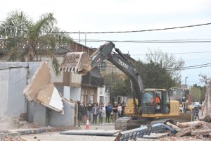 ex predio de Tiro Federal-demolición-apurainfo
