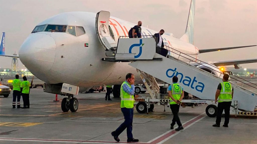 fly-dubai-568159-080833