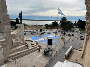 camiseta gigante messi-monumento-apurainfo