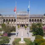 Santa Fe cobró $ 110.000 millones de Nación por el déficit previsional y cerró la mayor compensación de su historia