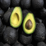 Un bebé de apenas 12 días murió tras caerle una palta en la cabeza
